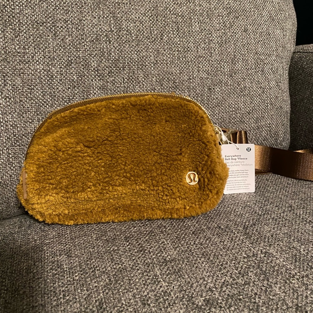 Lululemon Sherpa Everywhere Belt Bag, Brown